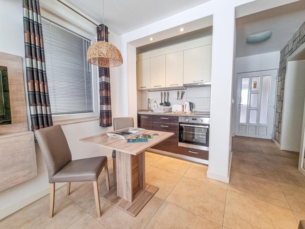 Apartment Ambience