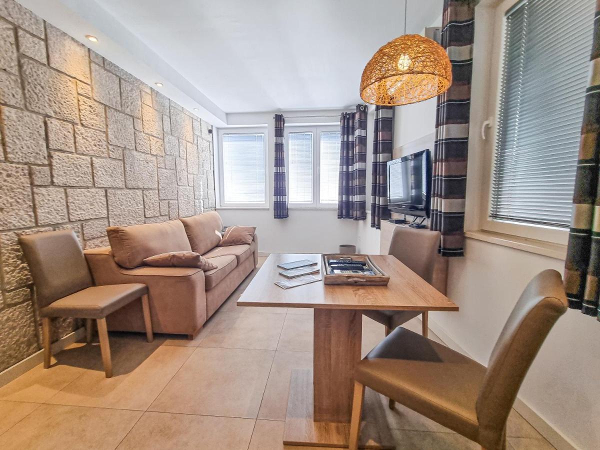 Apartment Ambience *